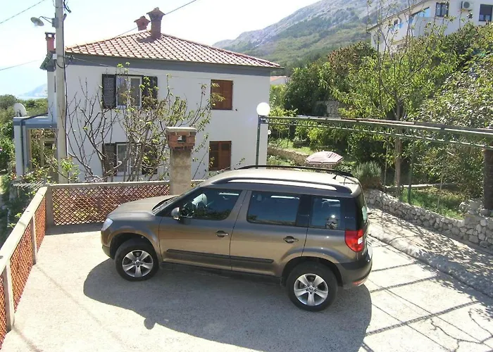 Jadranka With Views Of The Sea Appartement *