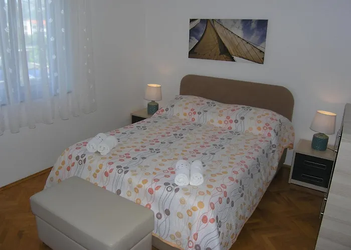Jadranka With Views Of The Sea Appartement Baška